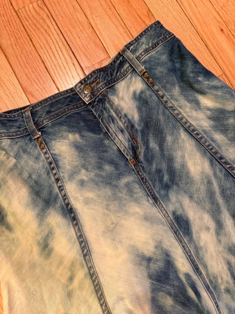 VTG Boho Tie-Dye Denim Maxi Skirt - Cream/Blue - Picture 5 of 6